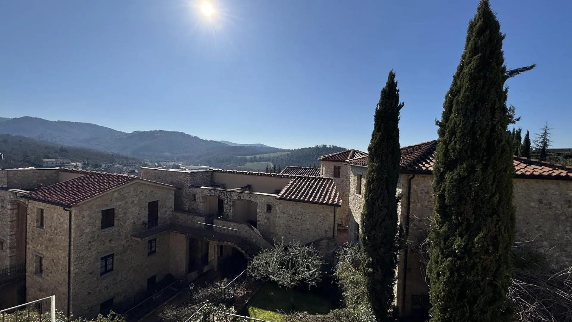 Borgo Di Gaiole - Casa Lorenzo - Apartment With A View & Travel Guide Gaiole in Chianti